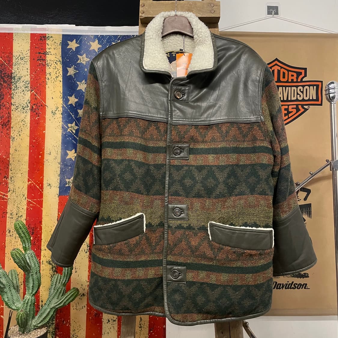 JPN 빈티지 시어링 레더 디테일 에스틱 패턴 자켓 상품이미지1