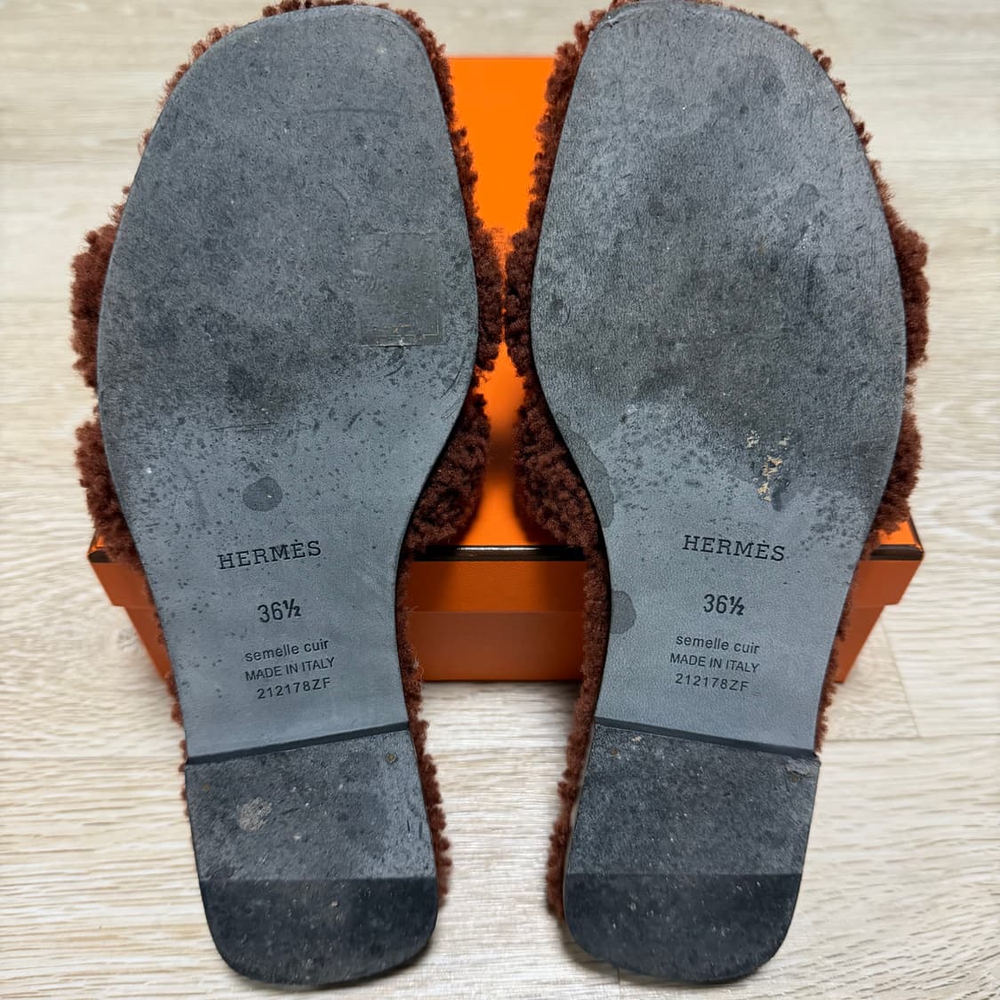 [S+급/36.5] 에르메스 오란 시어링 퍼 샌들 슬리퍼 상품이미지9