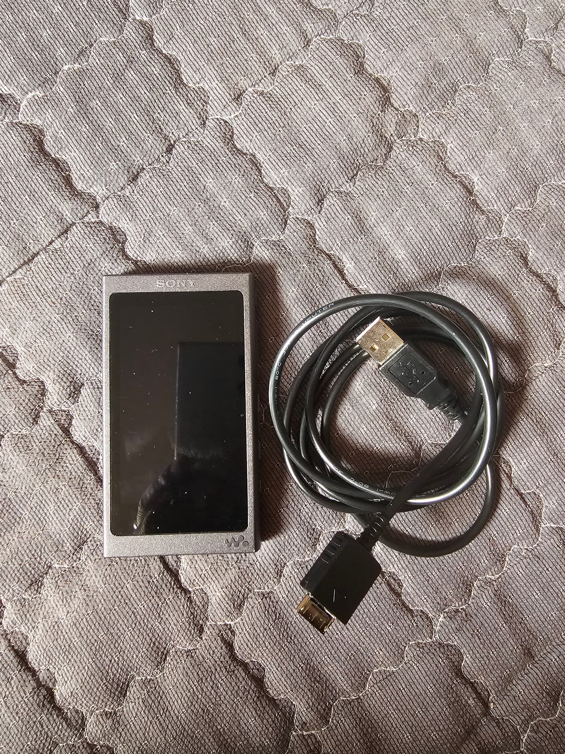 소니 워크맨 NW-A35 회색 + 충전케이블 상품이미지1