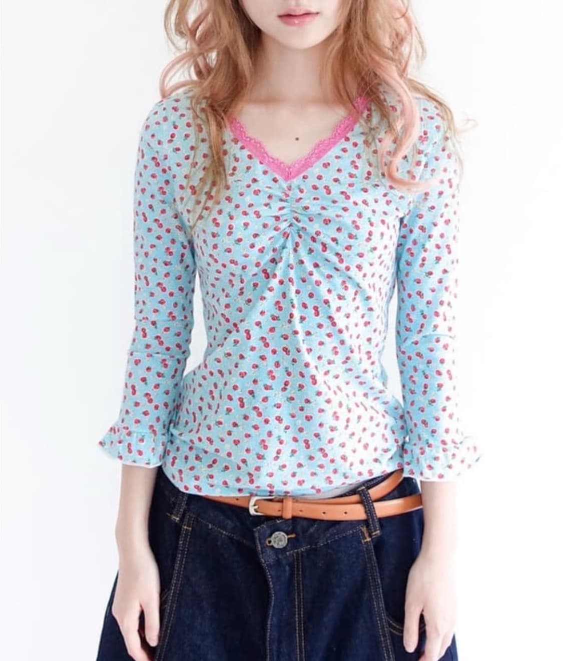 샵페어리 스트로베리 레이스 티 strawberry lace top 상품이미지1