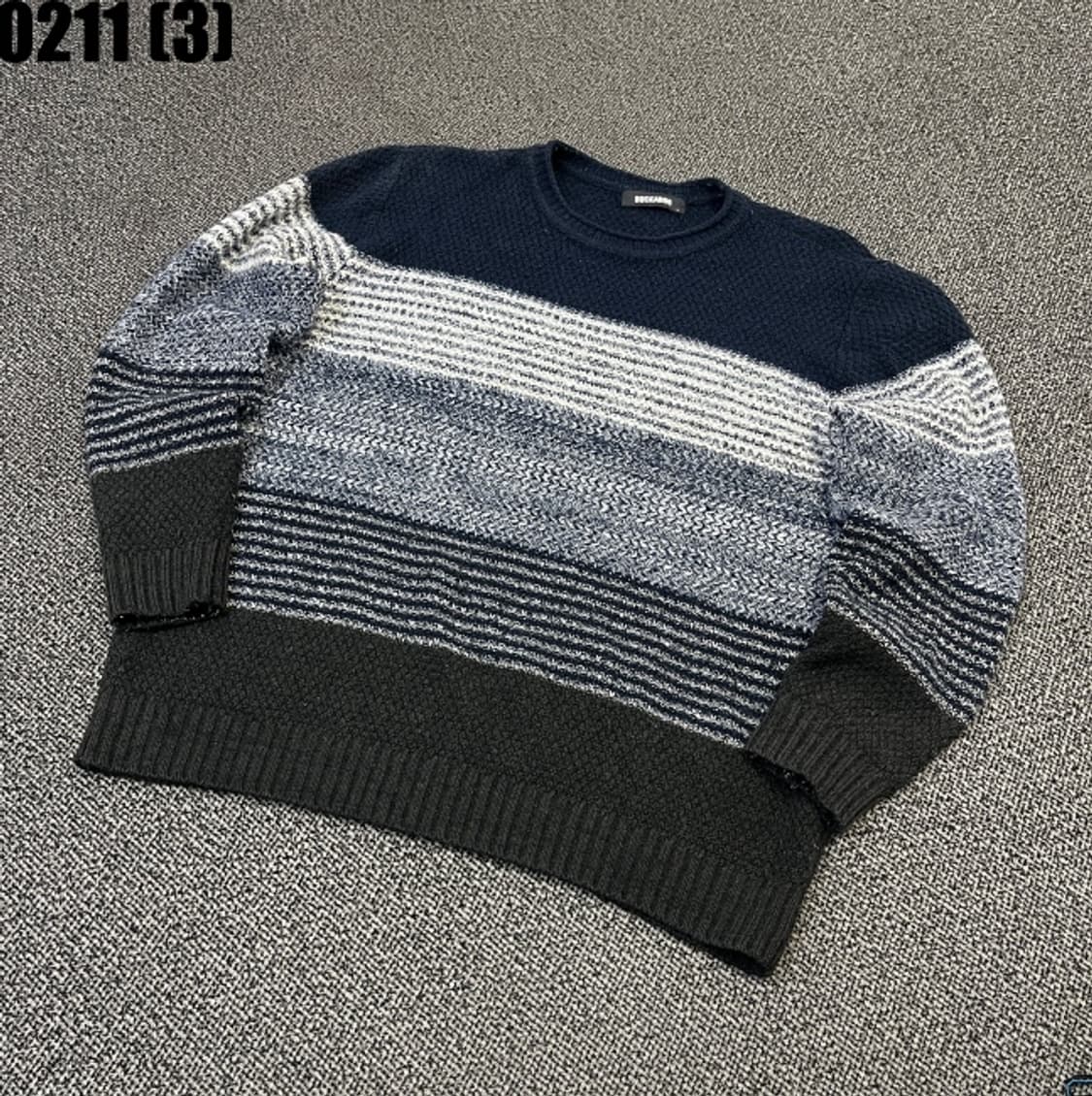 버커루 니트 스웨터 상품이미지1