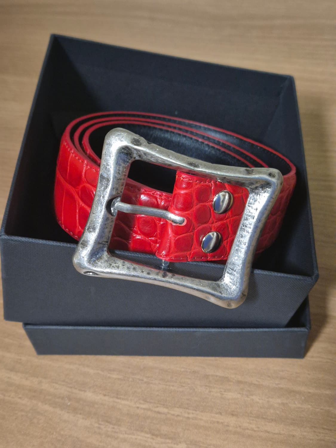 에모스탠스클럽 CORE BELT - CROC EMBOSSED (RED) 상품이미지1