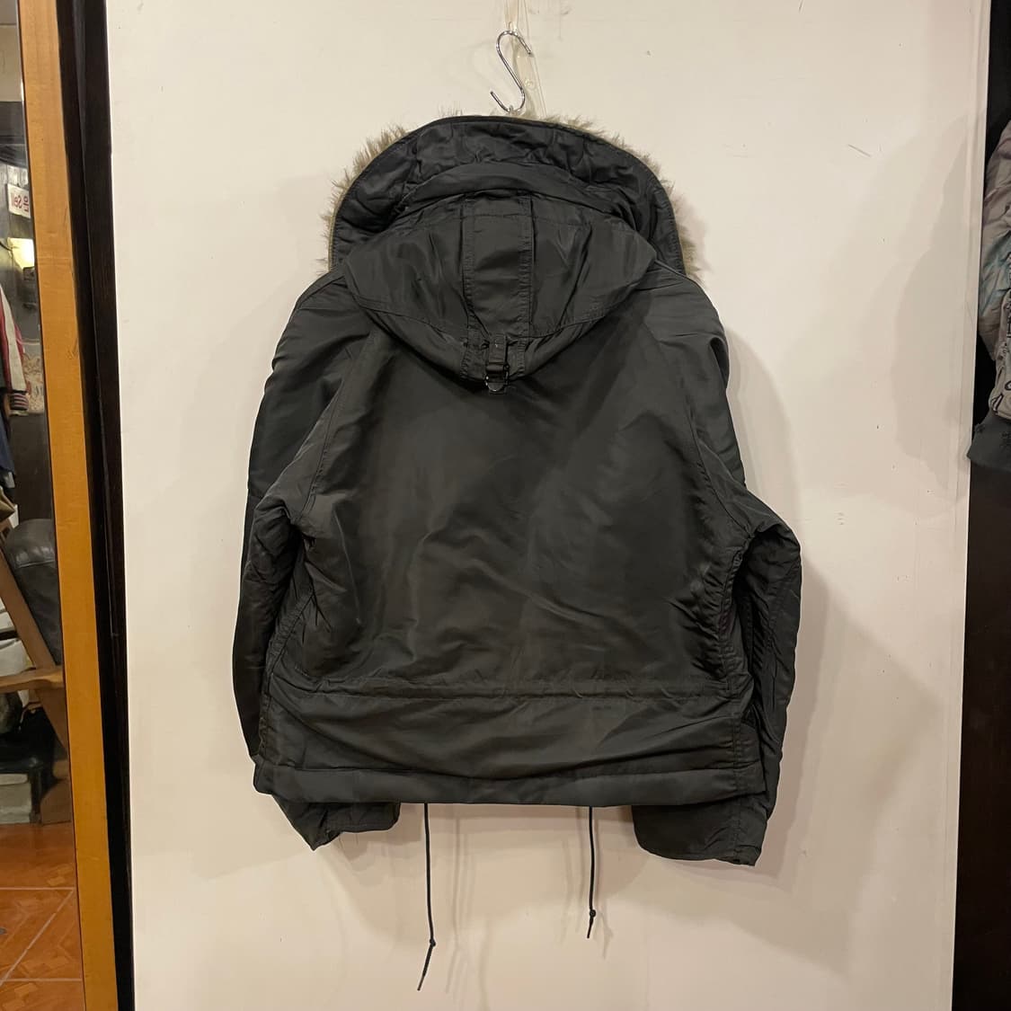 알파인더스트리 리메이크 크롭봄버 S 상품이미지3