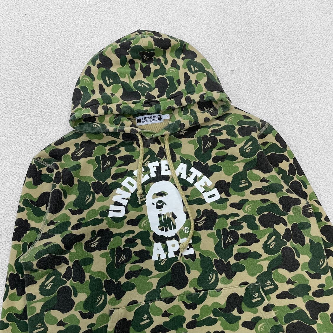 베이프 x 언디핏 ABC 컬리지 풀 오버 카모 후드티 상품이미지2