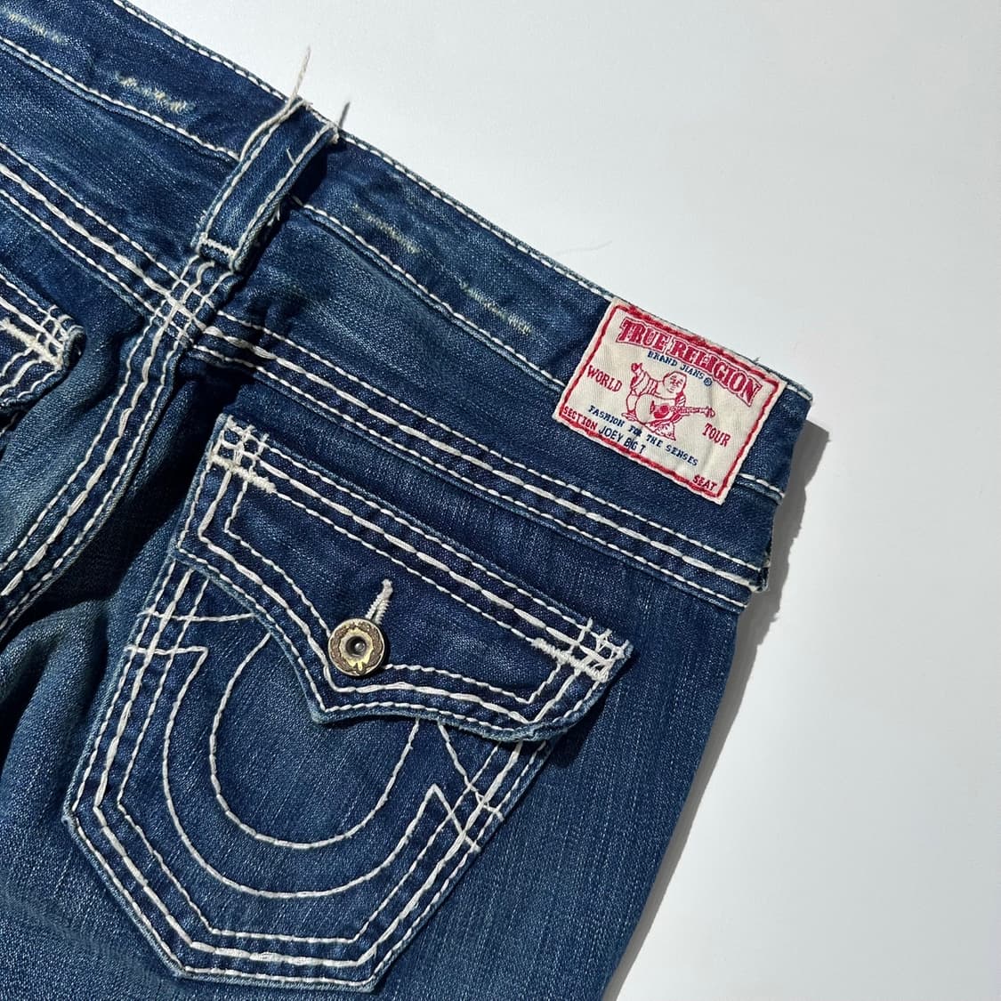 트루릴리전 JOEY 조이 빅 T 부츠컷 데님 팬츠 상품이미지6