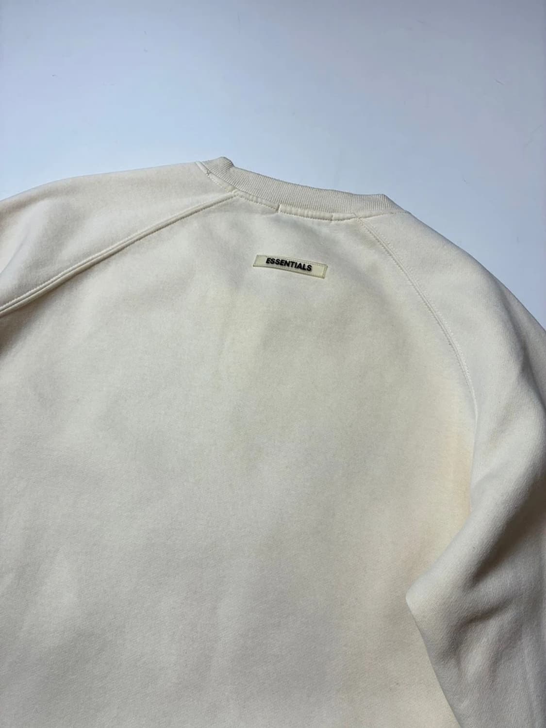 에센셜 피어오브갓 로고 시그니처 오버 맨투맨 PN9140 상품이미지7