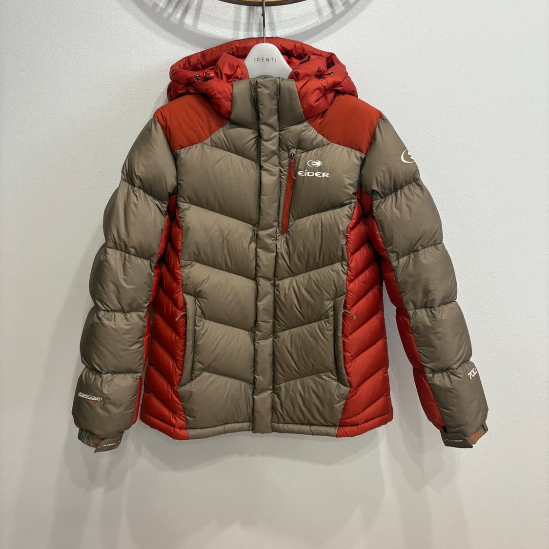 아이더(EIDER) 700+ 디펜더(Defender) 다운 재킷 L 상품이미지1