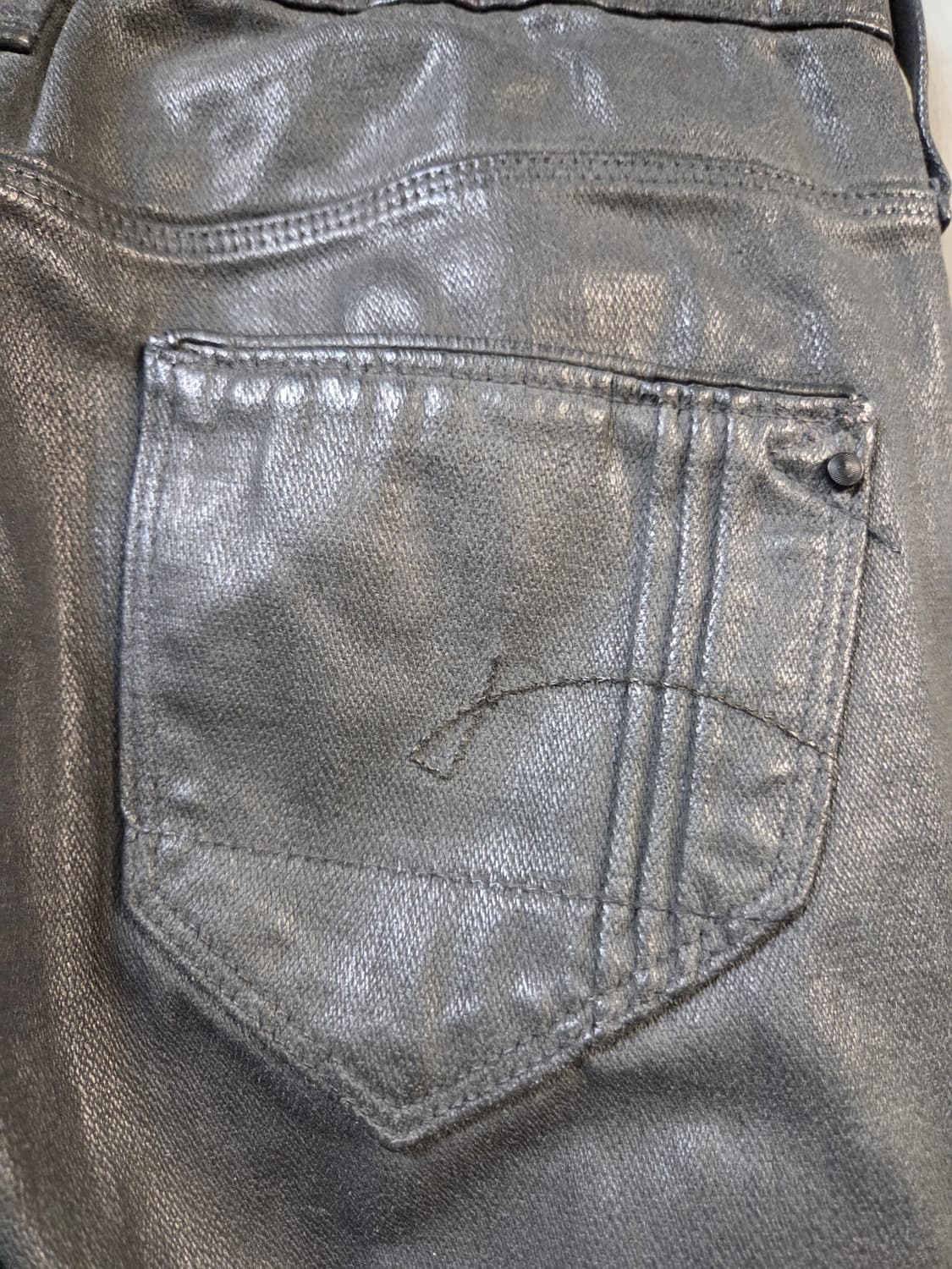 G-Star Raw 코팅 블랙 바지(W25/L32) 상품이미지3