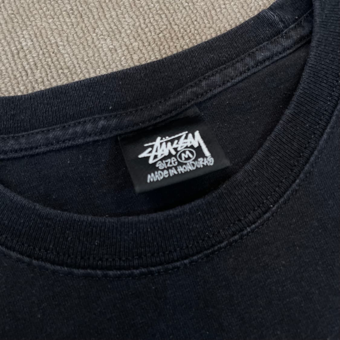stussy 스투시 모던에이지 백프린트 티셔츠 m 상품이미지3