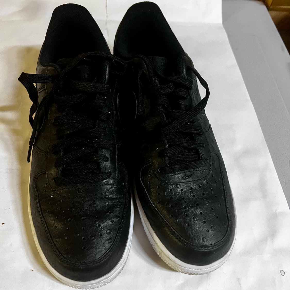 [265] 나이키 에어포스1 로우 검흰 크로커 상품이미지5