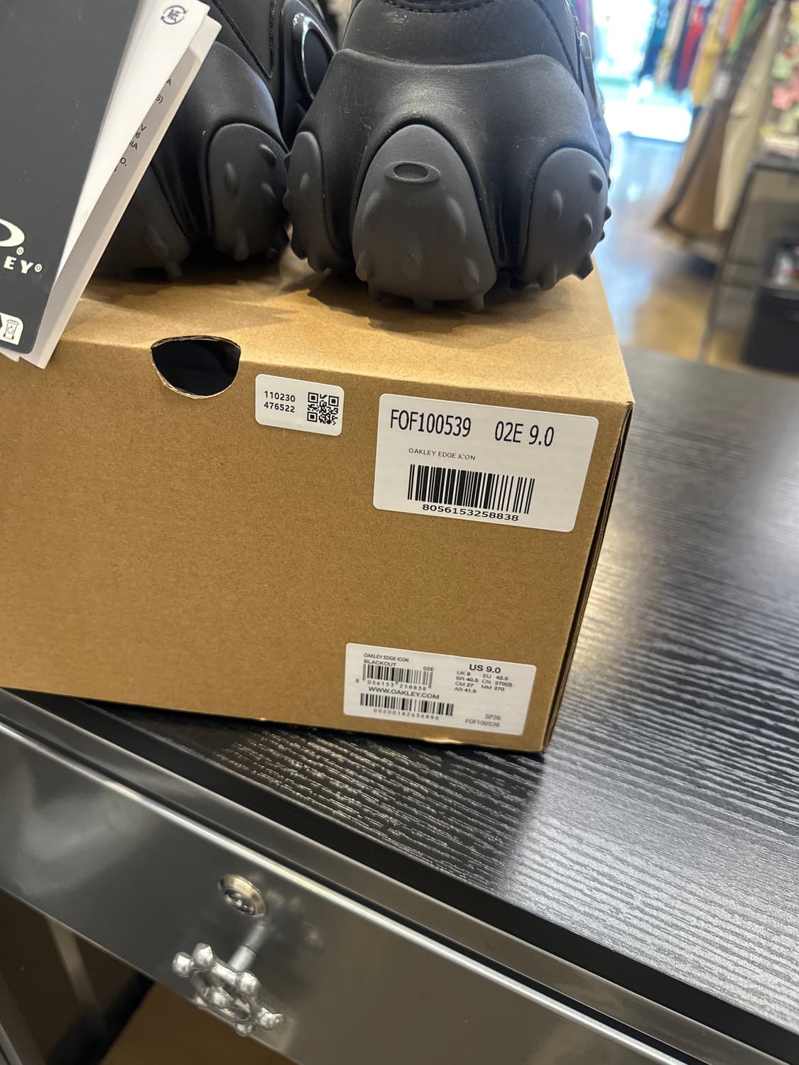 (새상품)오클리 엣지 아이콘 블랙아웃 270 상품이미지4