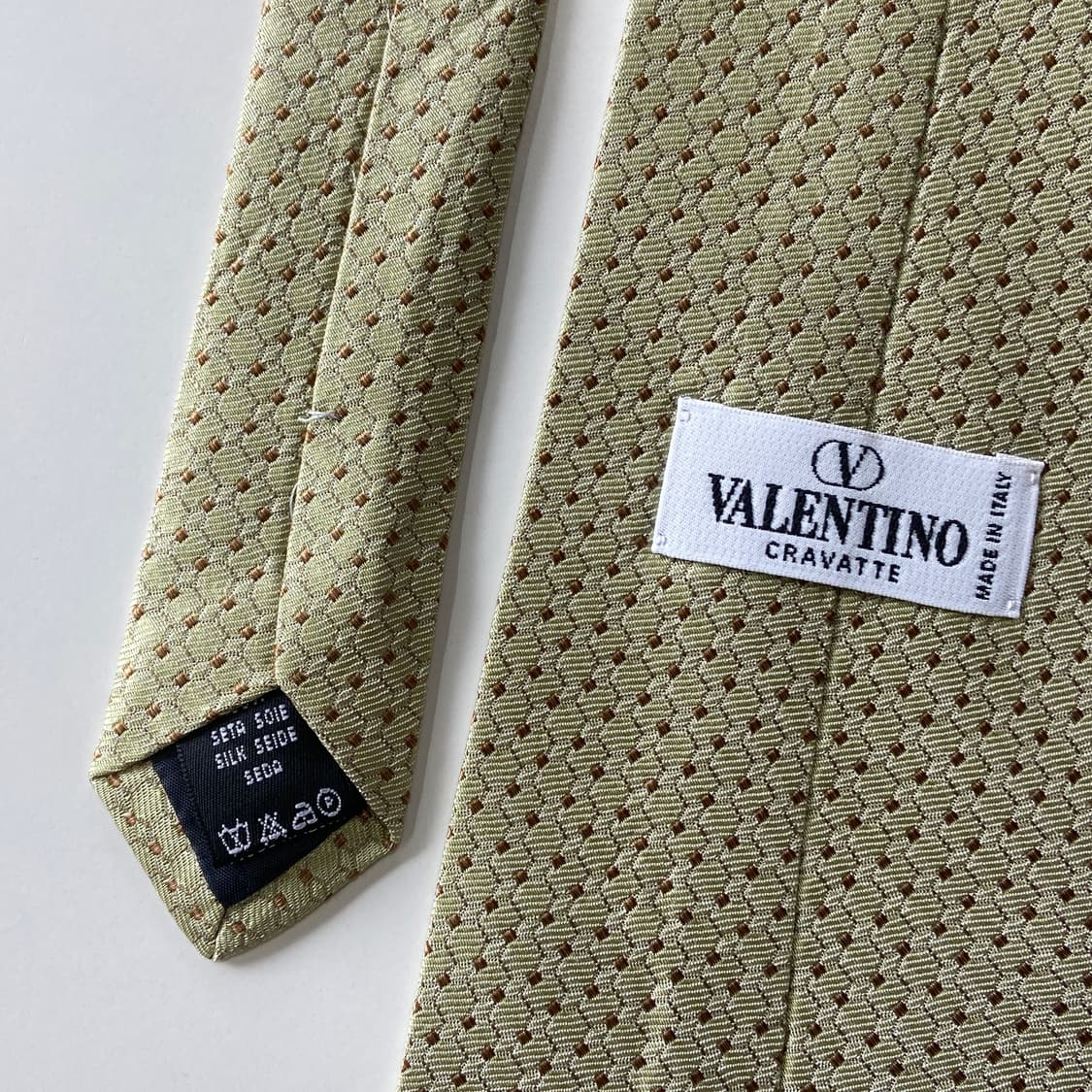 발렌티노(Valentino Garavani) 심플로고 정품 명품넥타이 상품이미지5