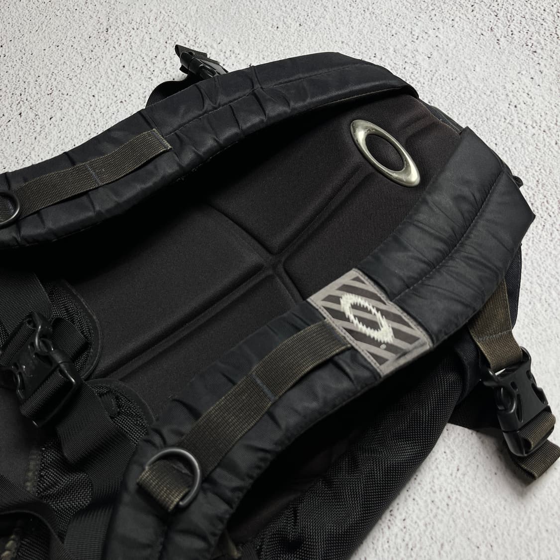 Vintage 00s Oakley Icon Backpack 상품이미지6