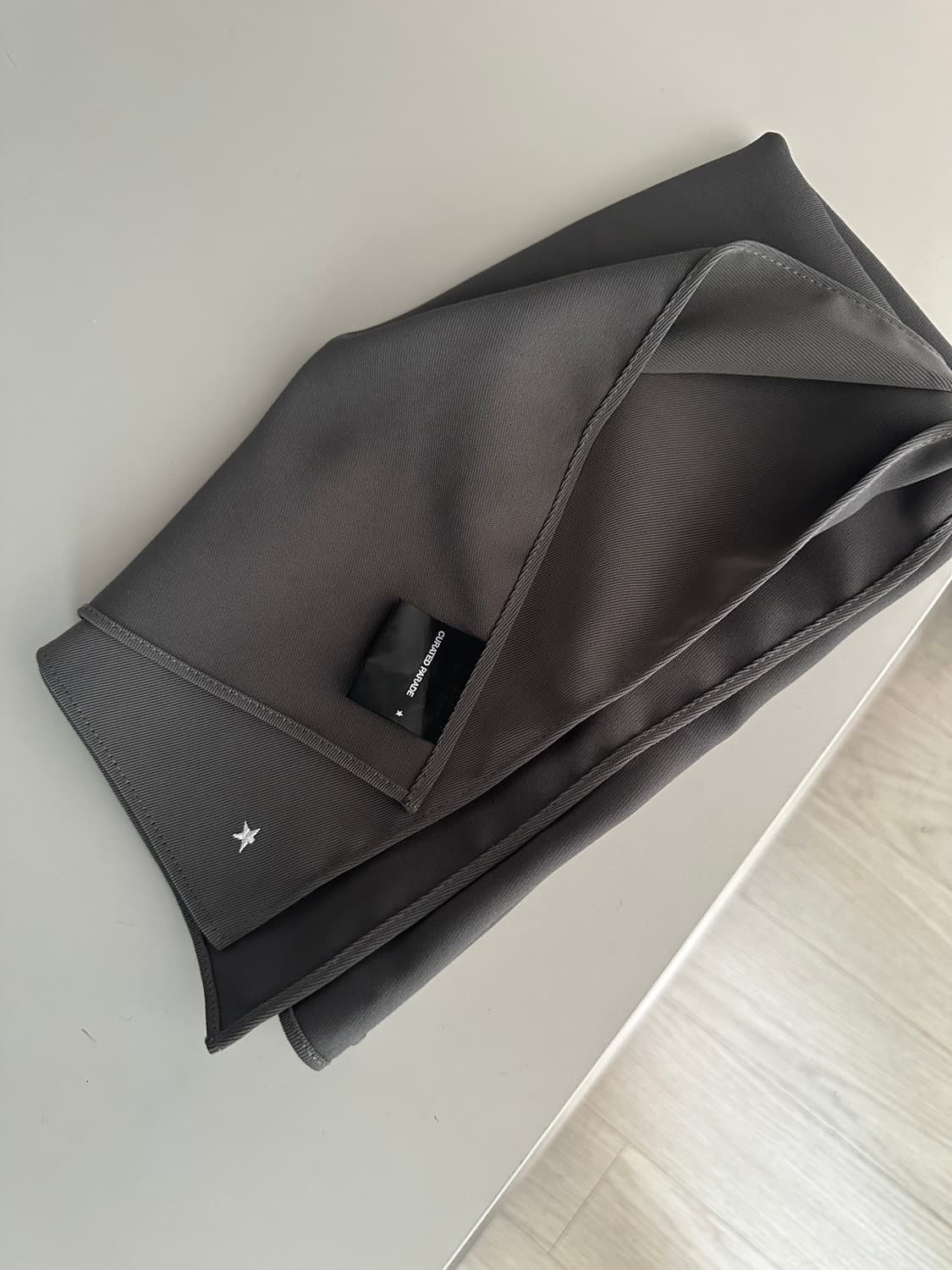 큐레이티드 퍼레이드 스카프 상품이미지4