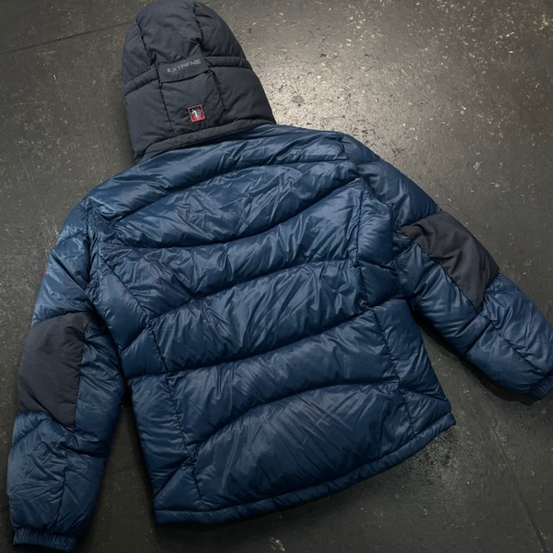 100 블랙야크 패딩 상품이미지6