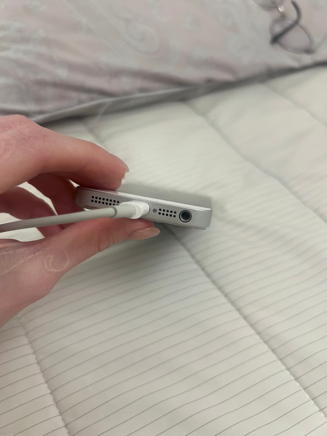 아이폰 SE1 실버 64GB 1세대 98%무음 상품이미지5