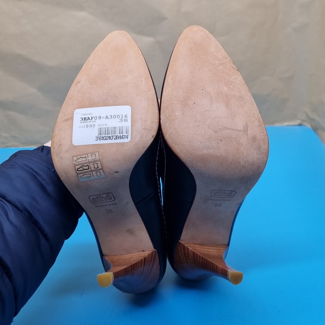 아떼바네사브루노 여성펌프스38 240 굽10 상품이미지3