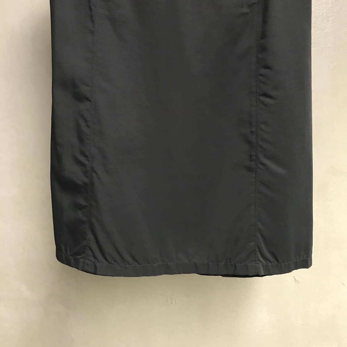 프라다 스커트 블랙 42 상품이미지3