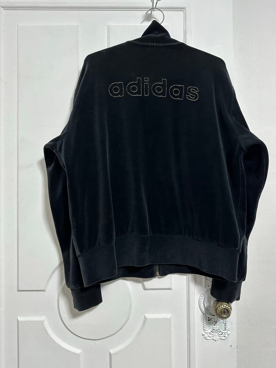 아디다스 벨벳 트랙탑 상품이미지2