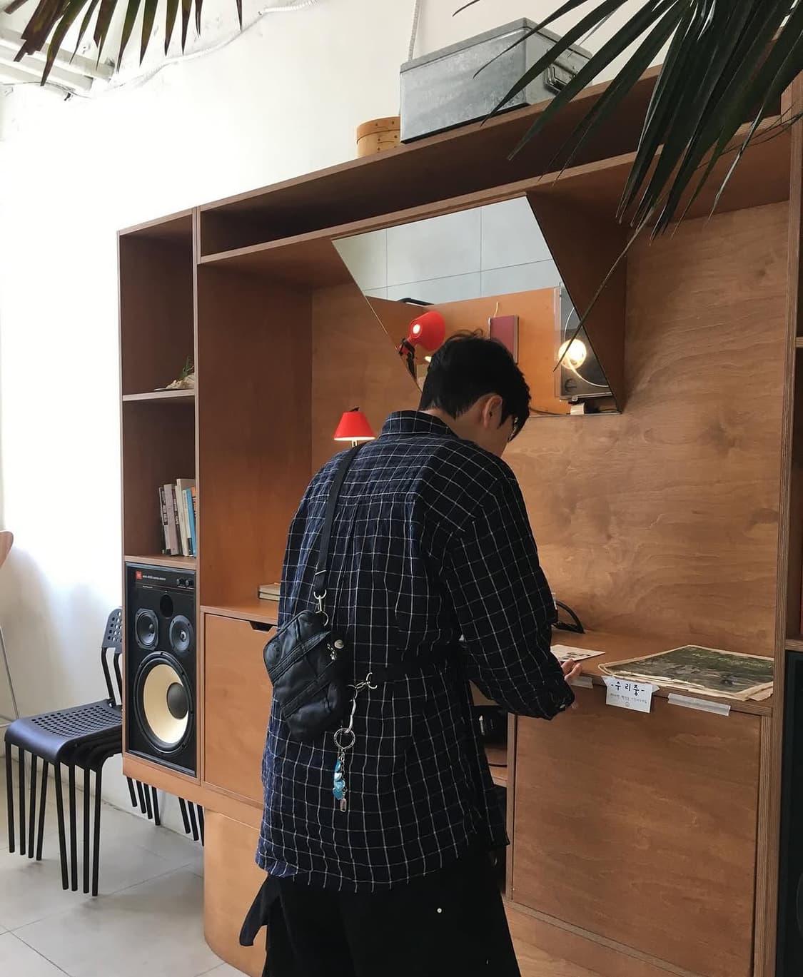 아워레가시 어보브 셔츠(착샷) 상품이미지5