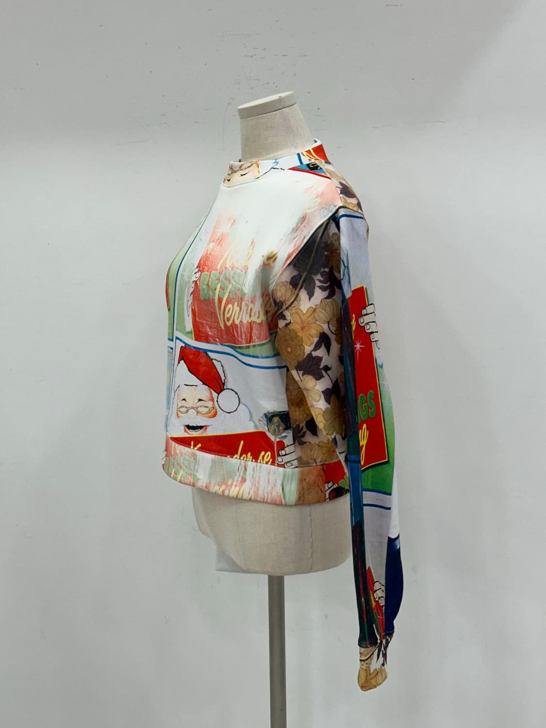 아크네 기모 맨투맨 상품이미지4