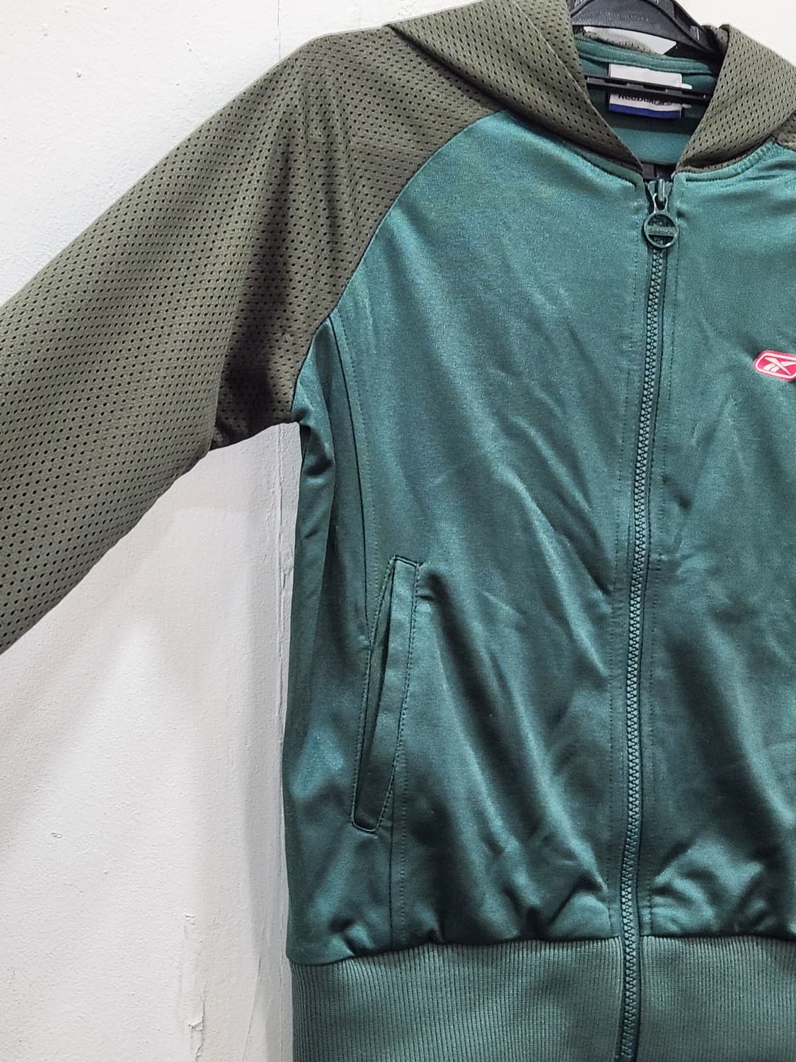 [90] 리복 Y2K 카키그린 메쉬 후드 집업 여성90 상품이미지4