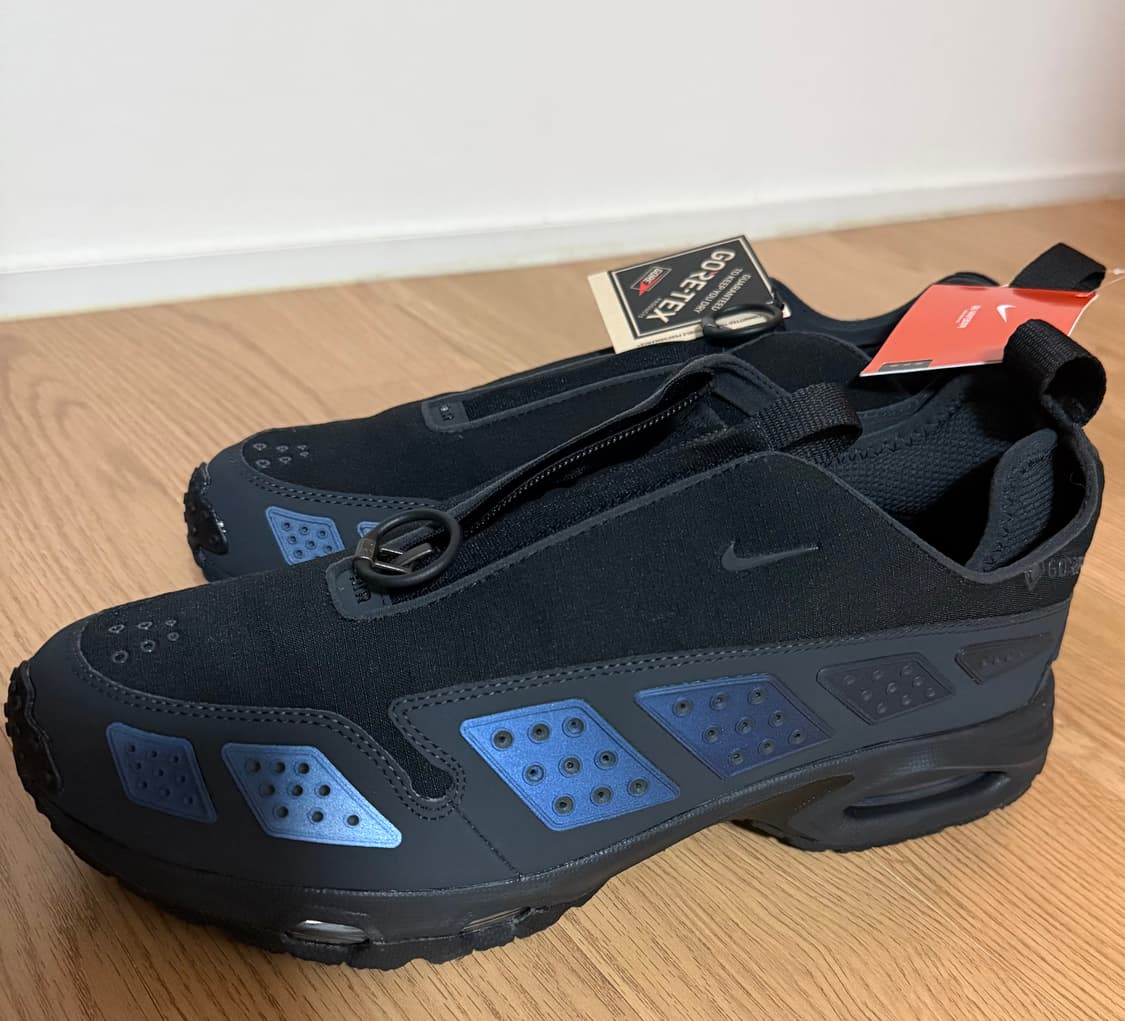 나이키 sndr 고어텍스 블랙 앤 다크 스모그그레이 상품이미지1