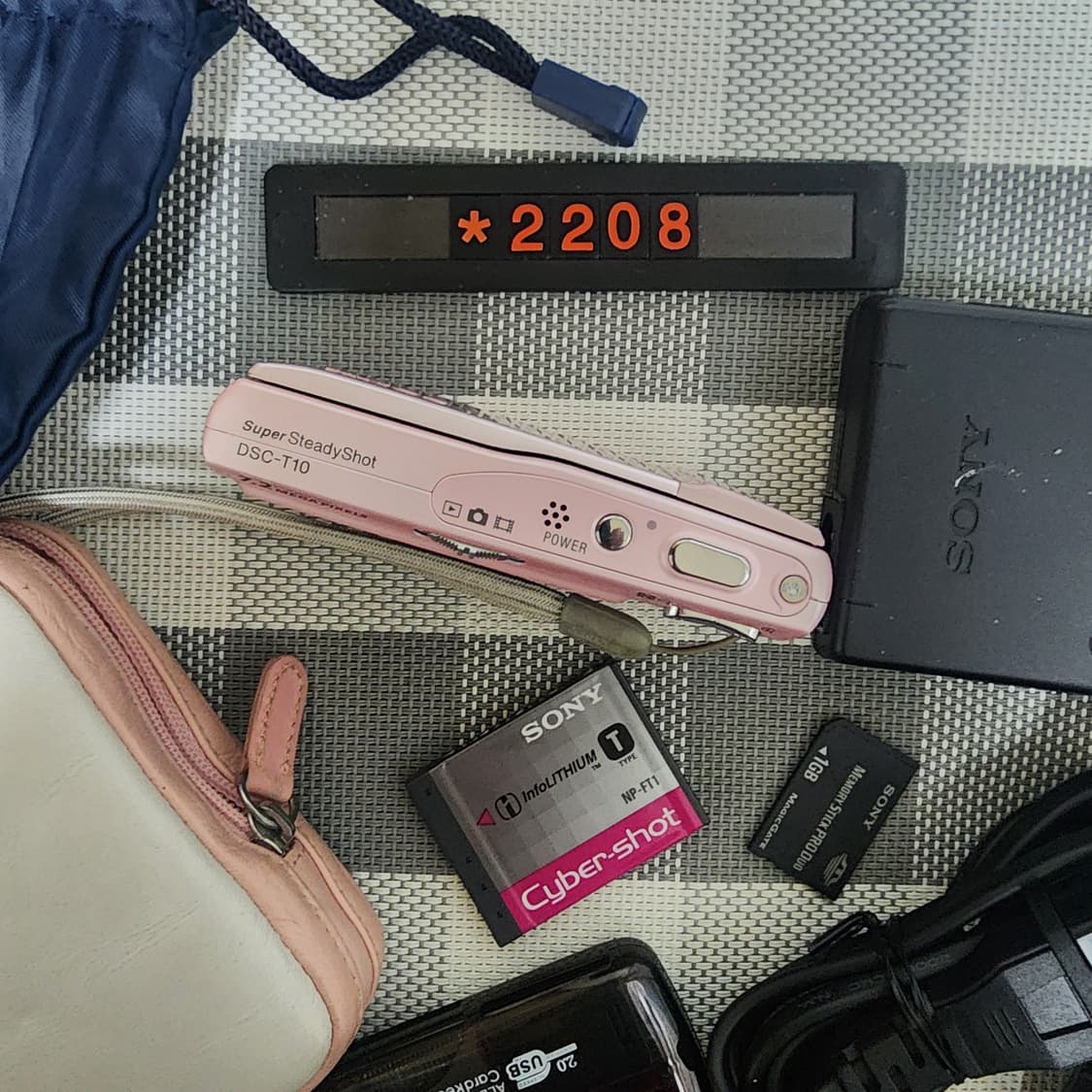 소니 사이버샷 DSC-T 10 디지털카메라 파우치포함 상품이미지3