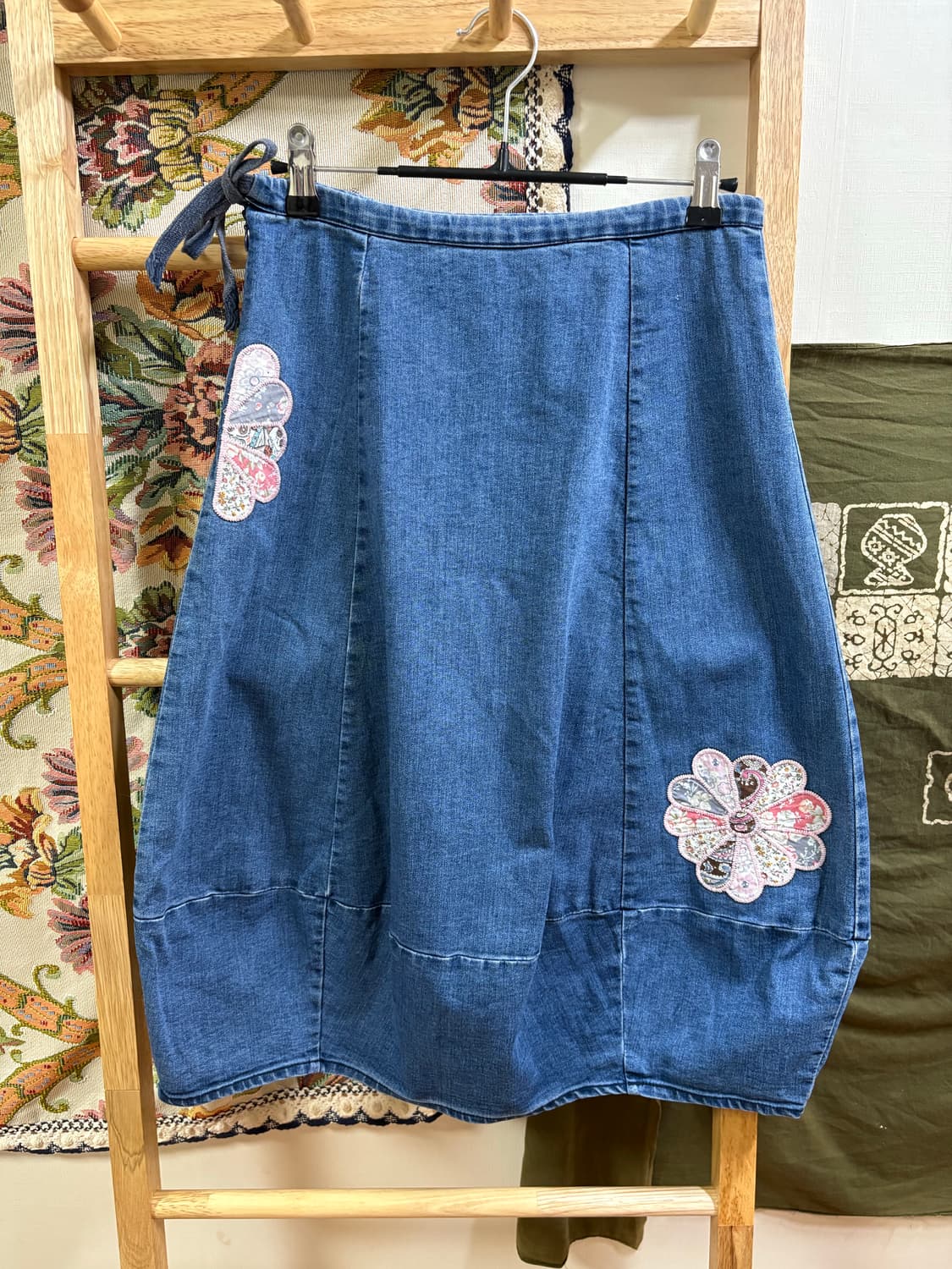 히피 하구미 데님 플라워 패치 벌룬 스커트 상품이미지1