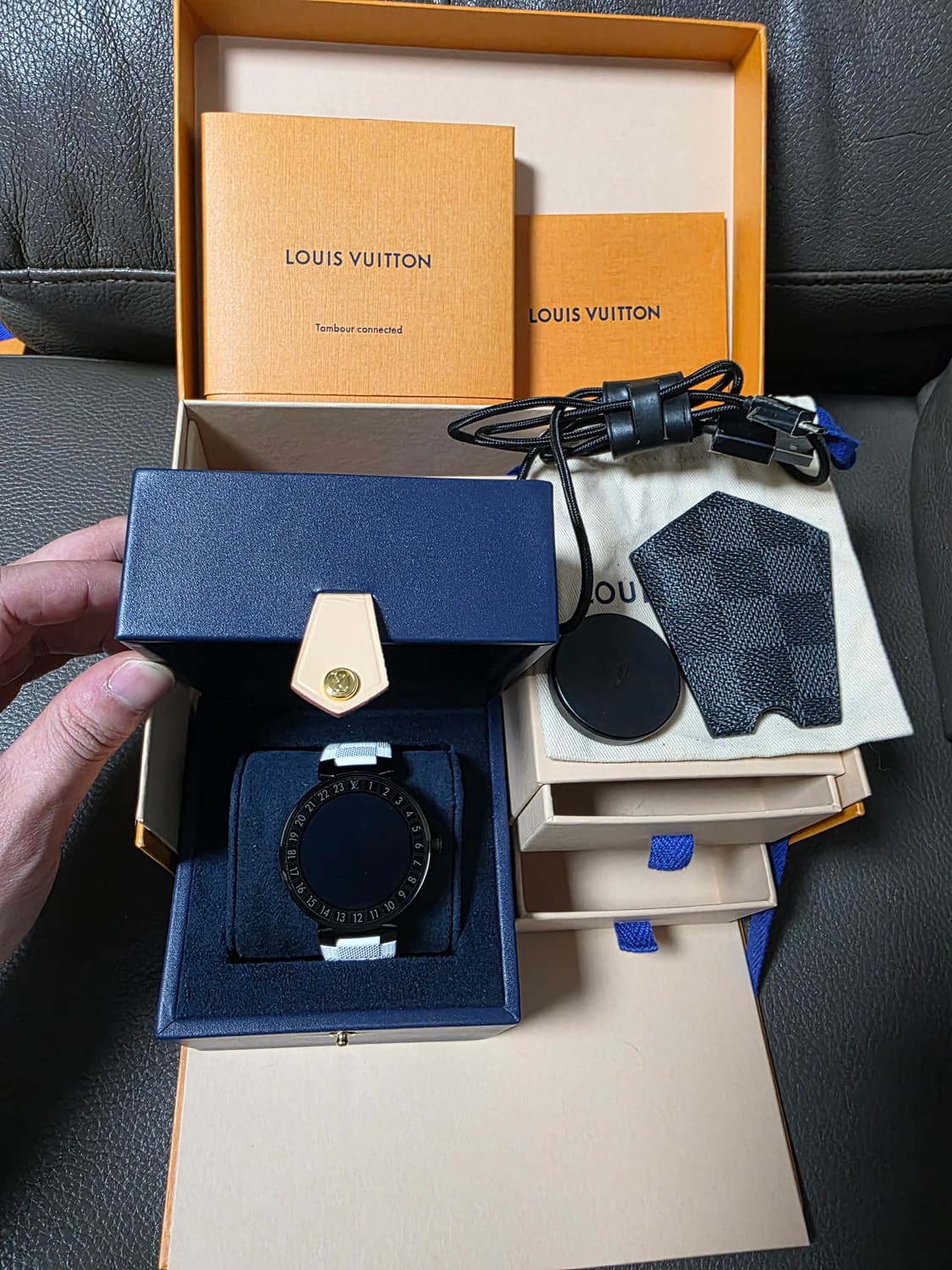정품 루이비통 땅부르 호라이즌스마트워치v1 상품이미지2