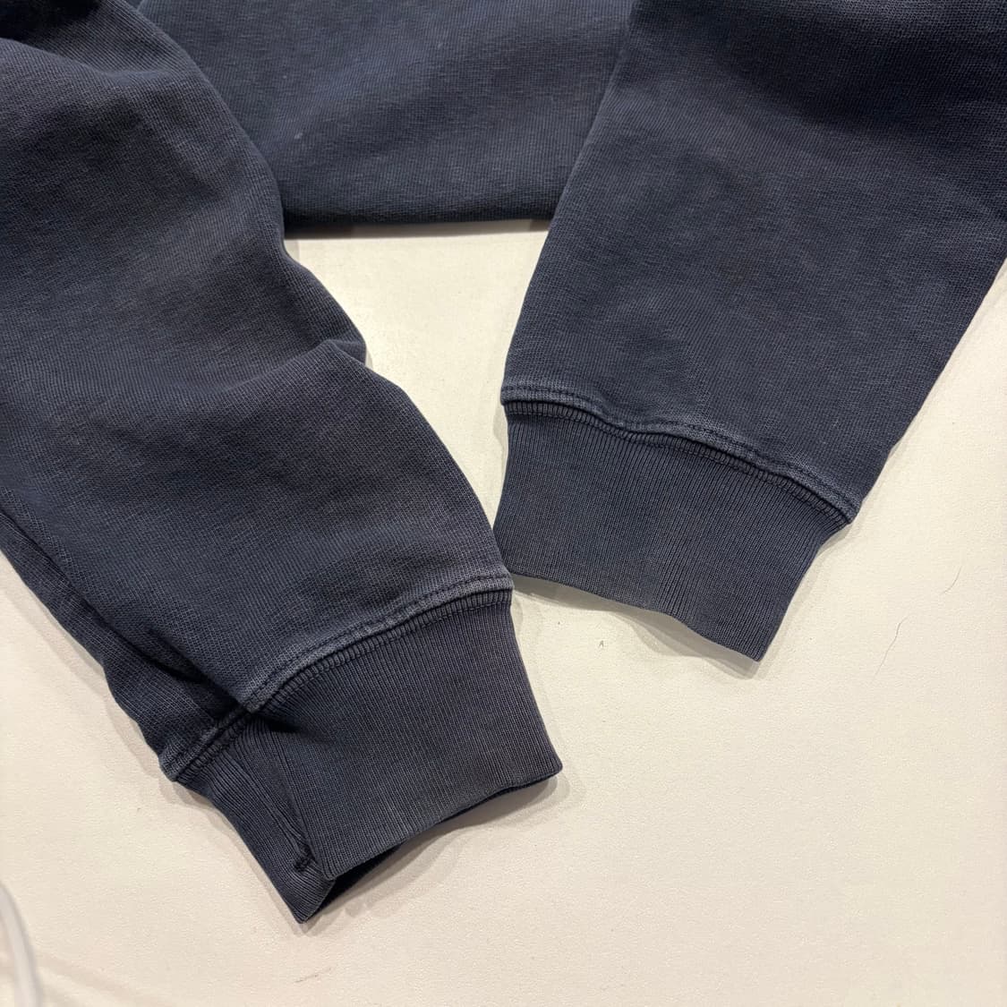 [XL] 19ss 스톤아일랜드 네이비 맨투맨 롱슬리브 C22 상품이미지6