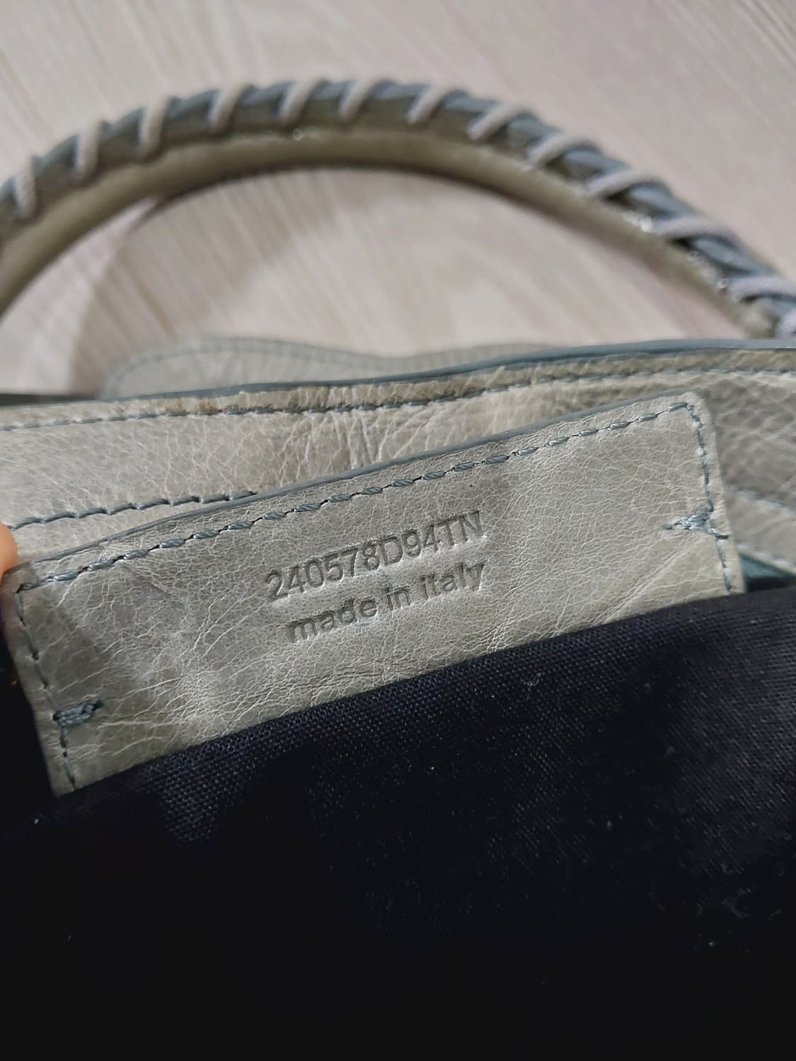 마지막가격 !! [정품] 발렌시아가 클래식 시티 모터백 (연그레이+민트) 상품이미지9