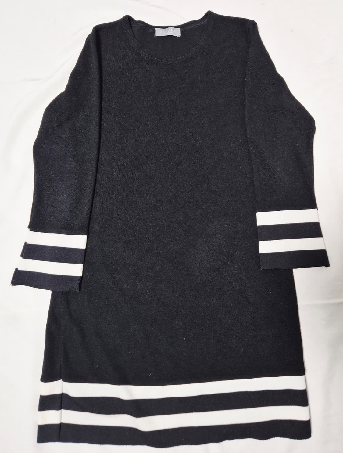 Banana 블랙 원피스 팝니다  상품이미지1