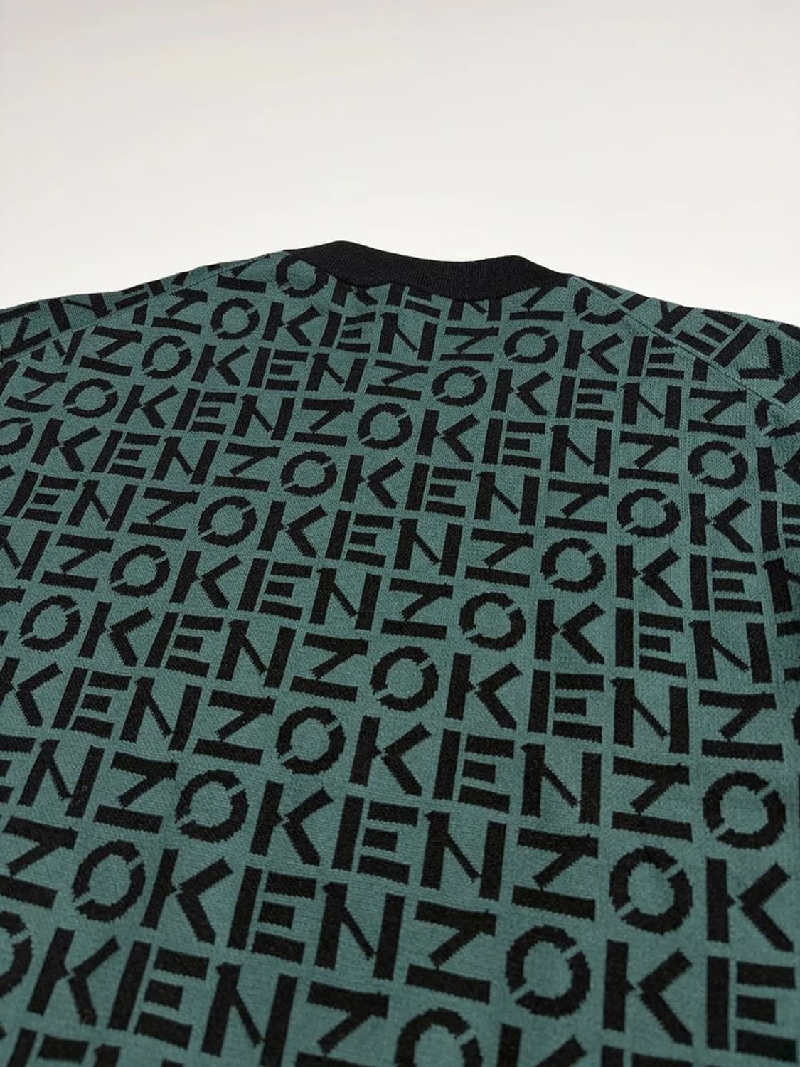 겐조 KENZO 모노그램 니트 스웨터 R2232 상품이미지4