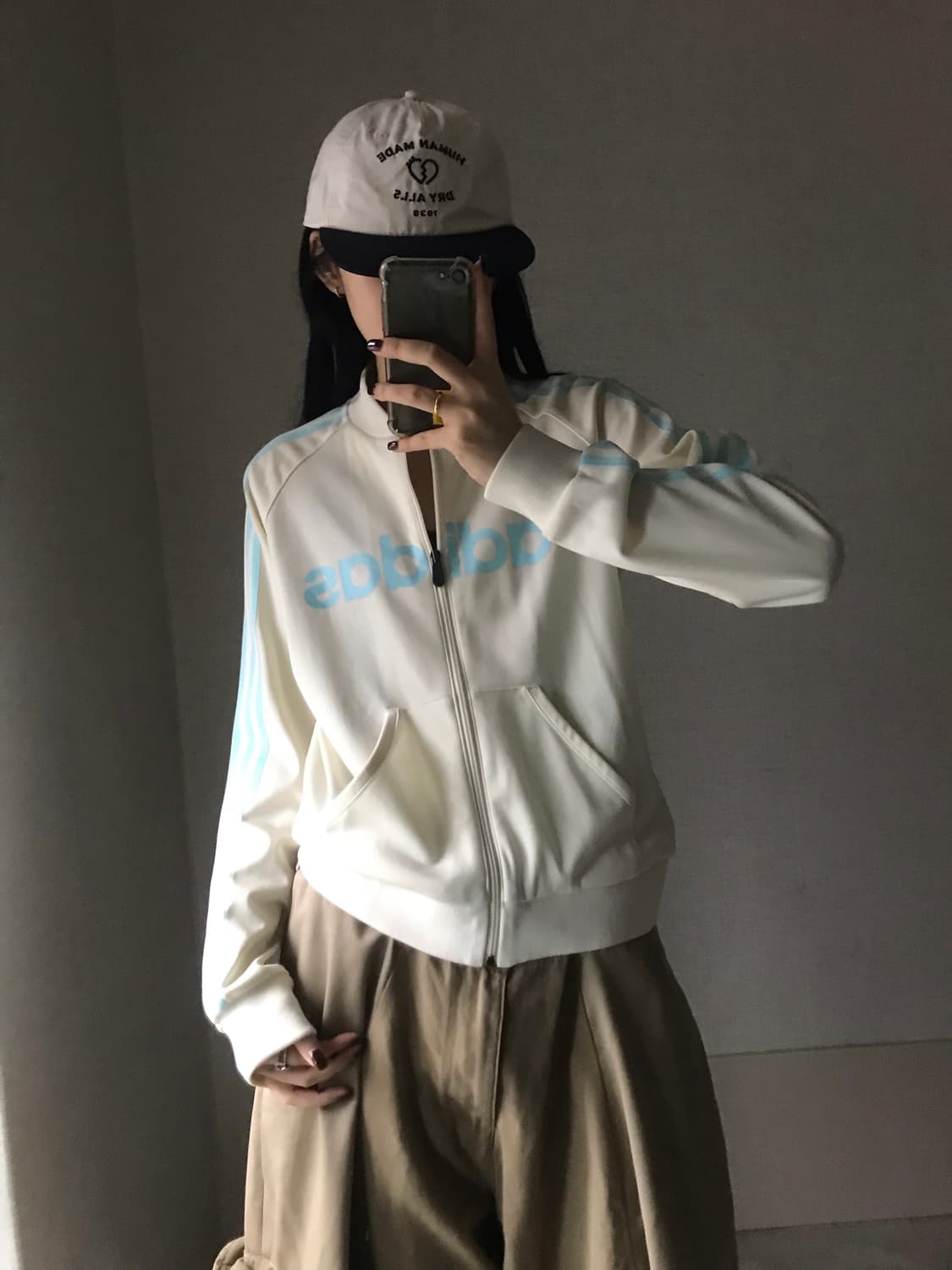 아디다스 크림 연하늘 빅로고 져지 상품이미지2