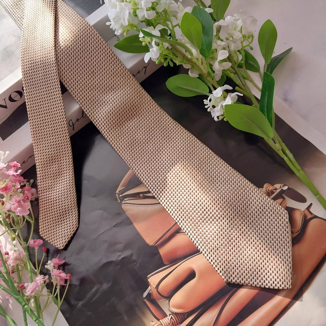 타임 실크 베이지 자카드 솔리드 넥타이 8.2cm A등급 K1731
 상품이미지4