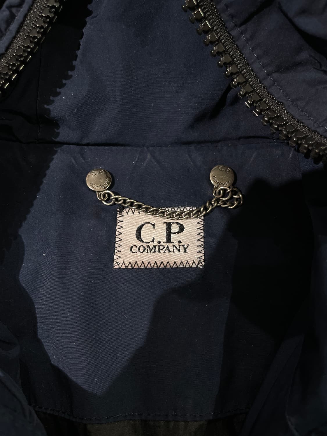 cp컴퍼니 네이비 고글 덕 다운 패디드 점퍼 상품이미지7