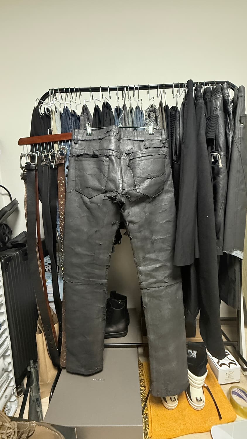 지방시 크랙클 코팅 팬츠 28사이즈 허리40cm 상품이미지2