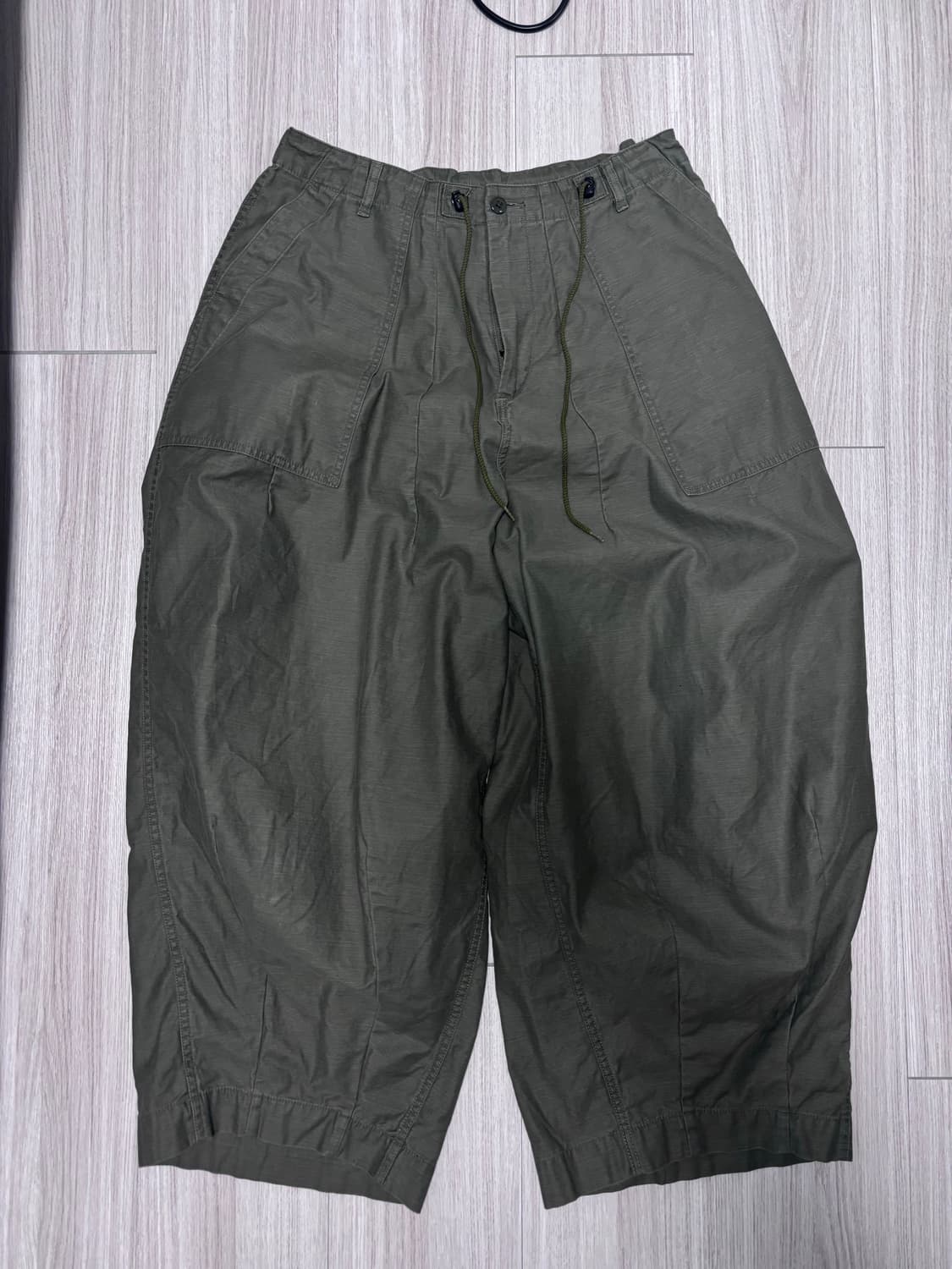 니들스 HD 퍼티그팬츠 올리브컬러 L 상품이미지3