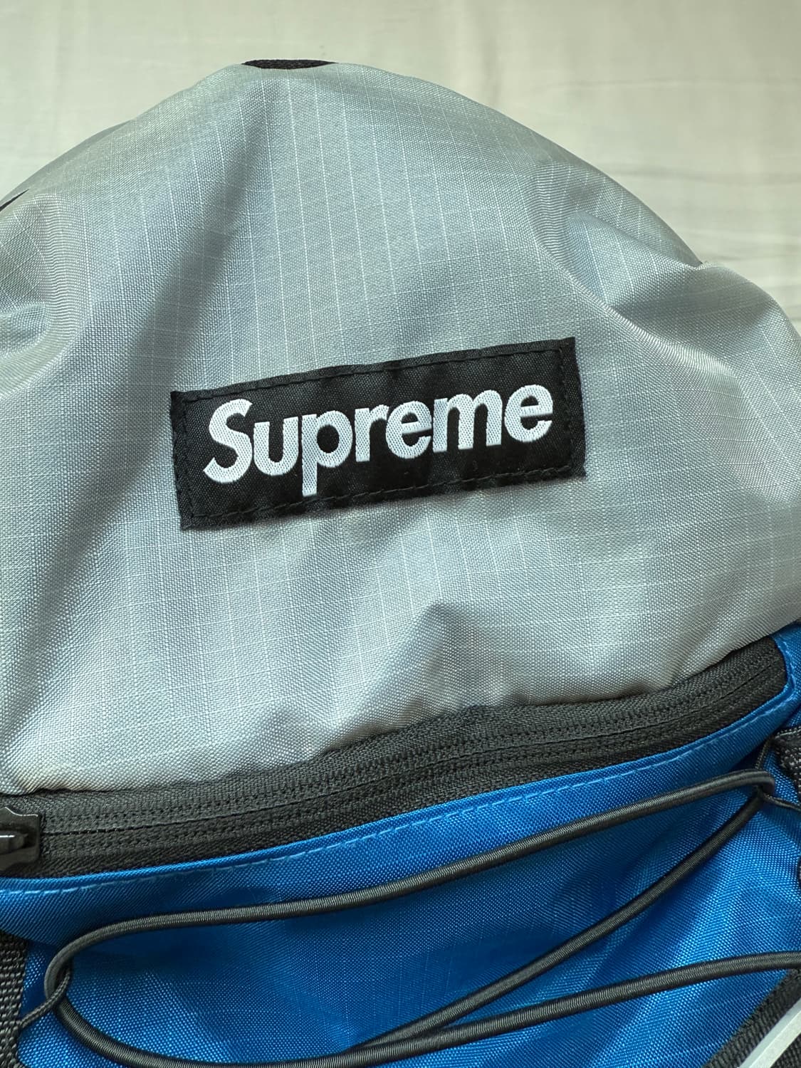 슈프림 백팩 블루 상품이미지4