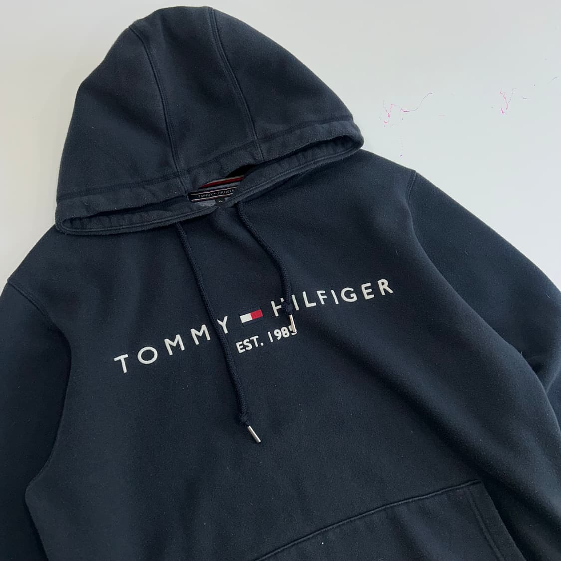 Tommy hilfiger 타미힐피거 스펠아웃로고 네이비 후드티  상품이미지4
