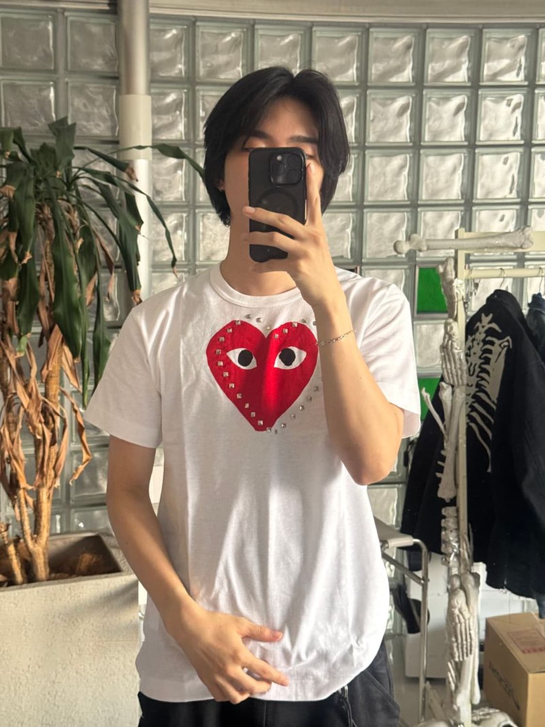 HEART SHORT TEE 스터드 하트 숏티 상품이미지1