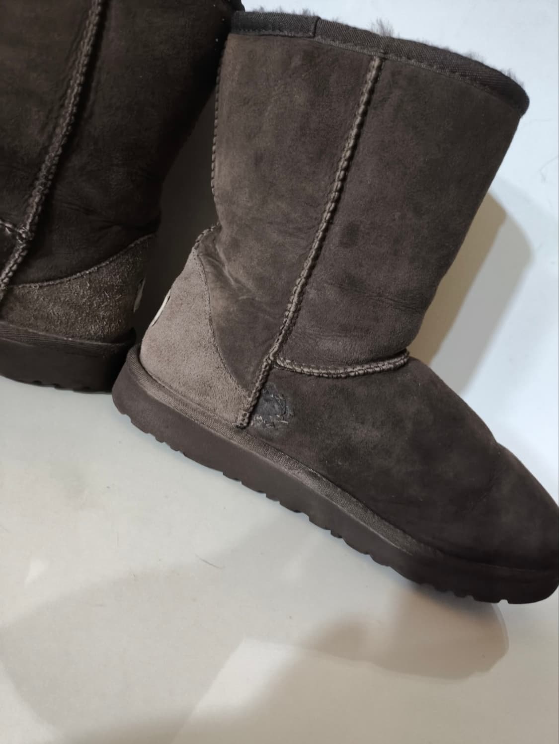 220mm 어그 클래식 쇼트2 초콜릿 부츠 상품이미지7