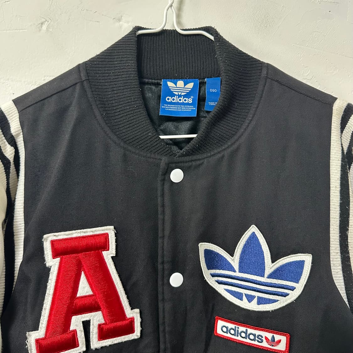 (90) 아디다스 트레포일 패치 빅로고 바시티 자켓 상품이미지2