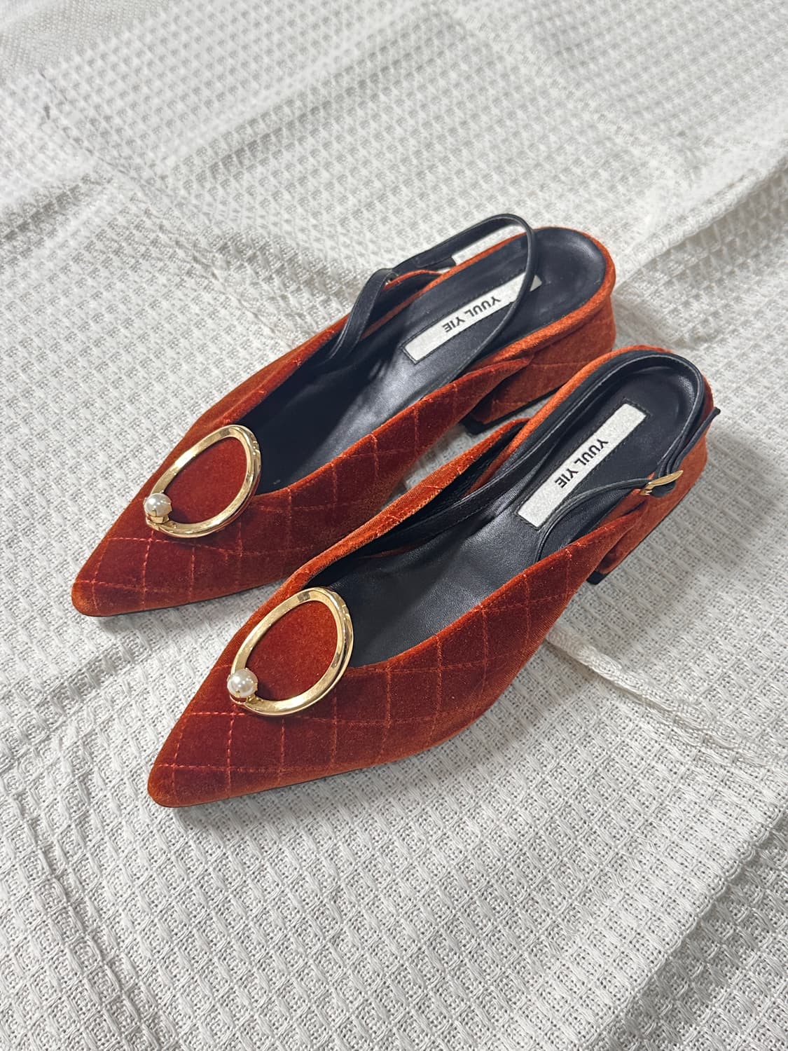 [Yuul yie] 율이에 벨벳 뮬 37사이즈 상품이미지2