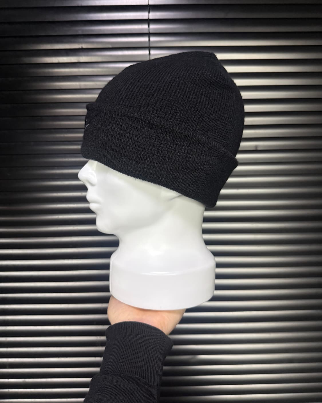 나이키 양면 비니 모자 스우시 레드 블랙 리버시블 스트릿 펑크 스키 런닝 상품이미지5