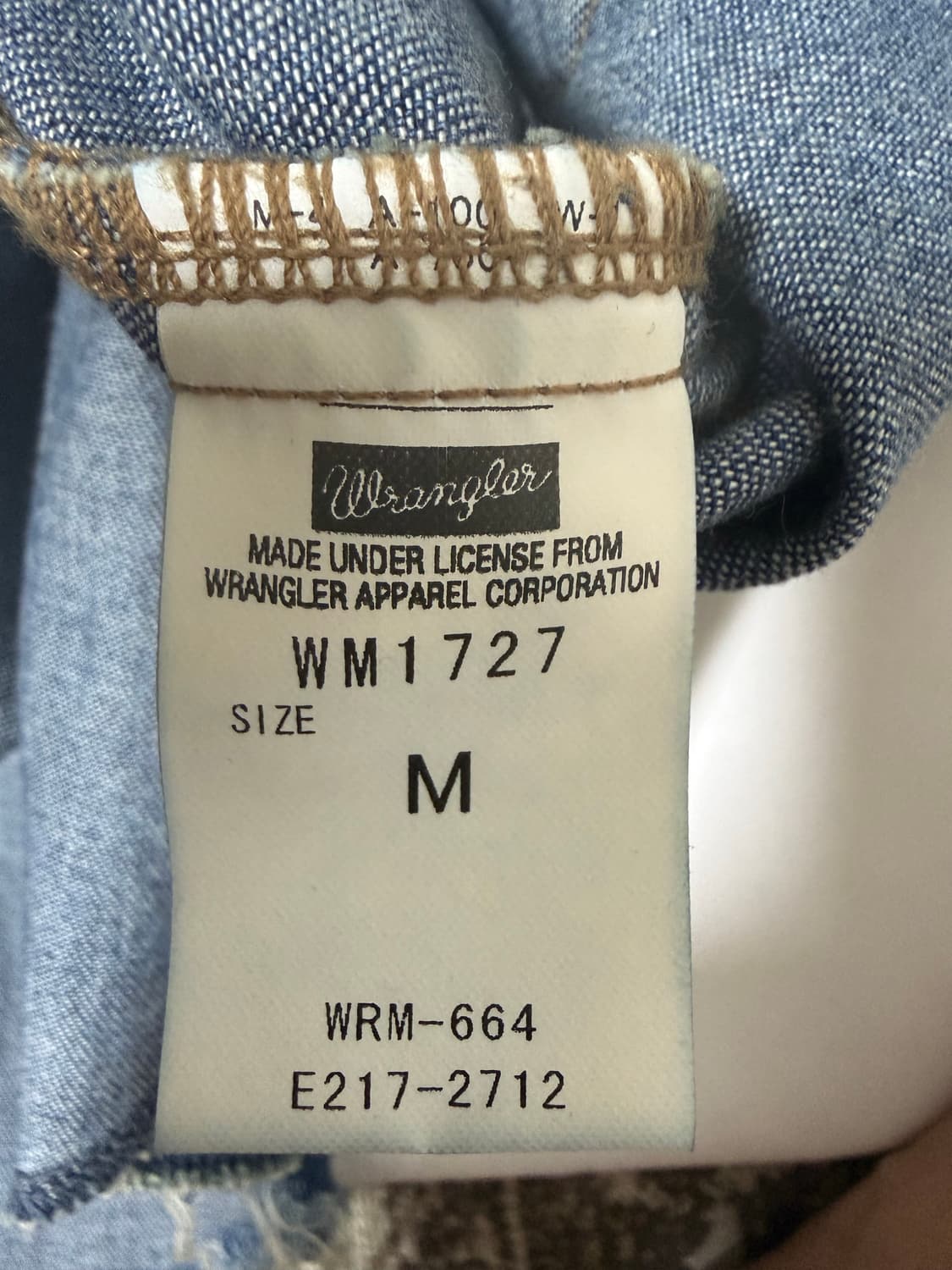 랭글러(Wrangler) X 나노유니버스 별주 데미지 데님 셔츠 상품이미지7