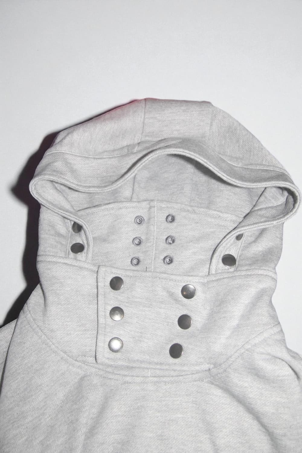 닐바렛 10FW 나이트 마스크 후드티 상품이미지1