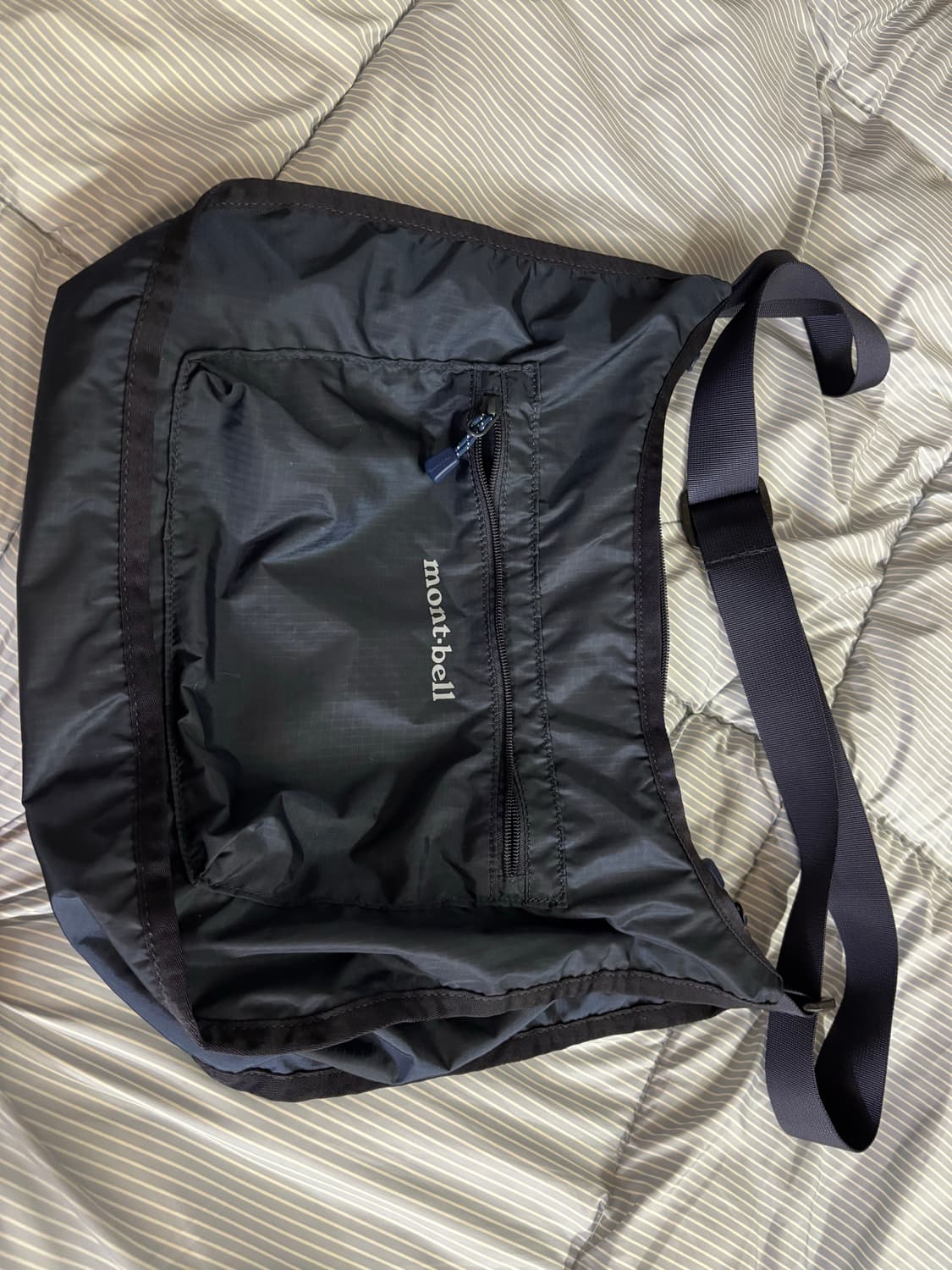 몽벨 크로스백 가방 상품이미지1