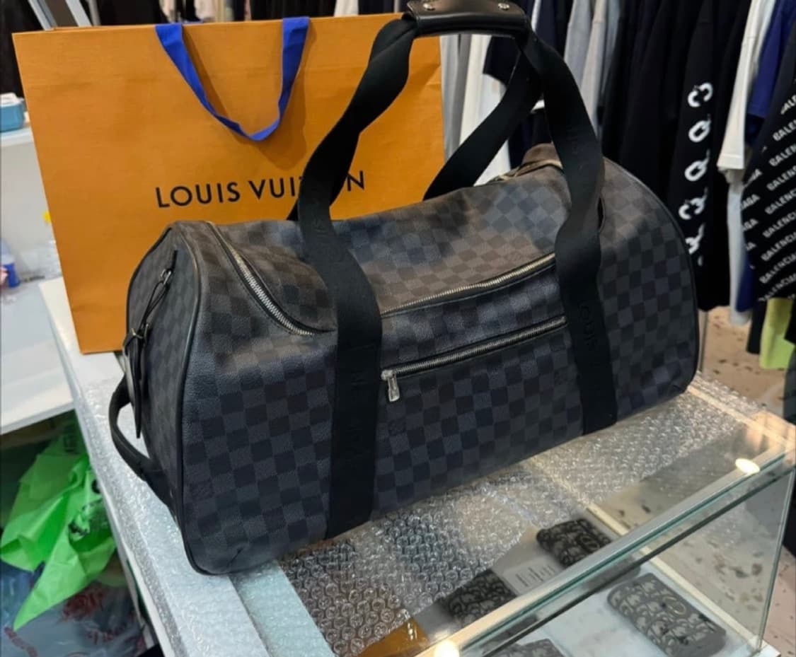 루이비통 그라피트 밴드리에르 코팅 캔버스 레더 키폴 상품이미지1